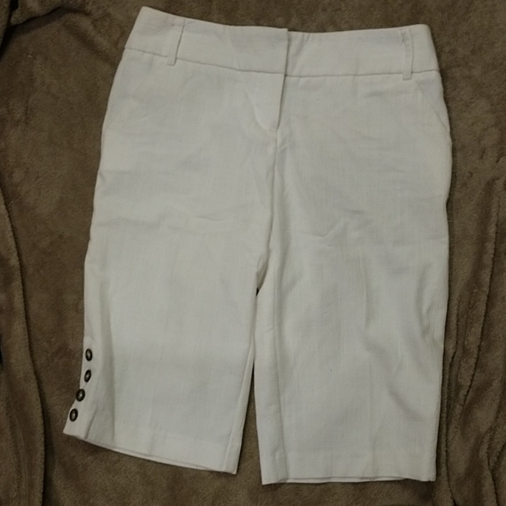 White Capris